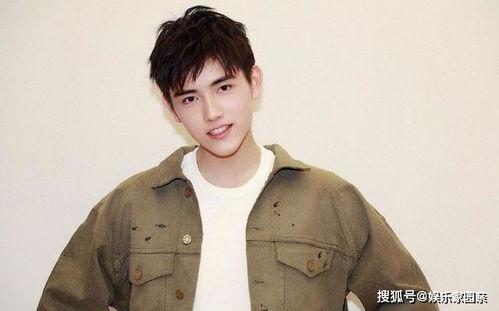 陳飛宇吃瓜娛樂(lè)圈視頻,一場(chǎng)吃瓜大揭秘