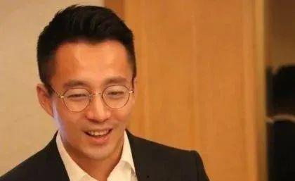 張?zhí)m汪小菲娛樂(lè)吃瓜,一場(chǎng)吃瓜群眾的狂歡盛宴