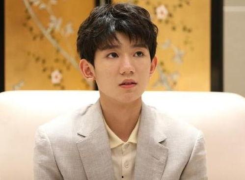 易烊千璽吃瓜娛樂視頻大全,娛樂視頻大揭秘