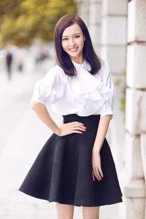 娛樂(lè)吃瓜醬拉絲襯衫,娛樂(lè)吃瓜醬拉絲襯衫，輕松駕馭潮流風(fēng)采