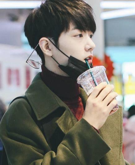 吃瓜娛樂肖戰(zhàn),瓜田李下，娛樂界的璀璨明星