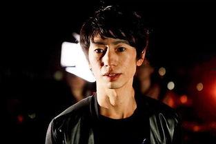 娛樂(lè)圈吃瓜男歌手名單,揭秘那些被隱藏的八卦故事