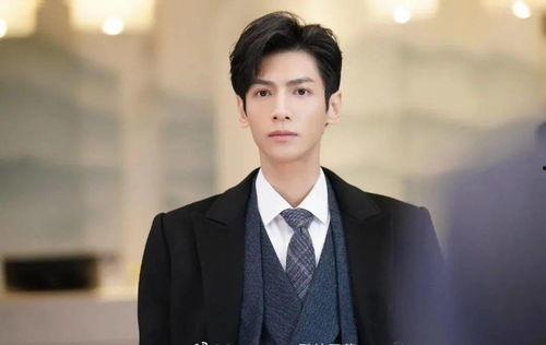 吃瓜娛樂(lè)圈 羅云熙,瓜田里的娛樂(lè)圈新星